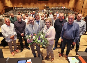 Achim Thomae und Bürgermeisterin Michaela Eislöffel im Stadtrat am 20.06.2022
