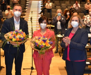 Foto vom 21.03.2022: Neuer Verwaltungsvorstand: Dominik Bulinski, Dr. Tagrid Yousef, Bürgermeisterin Michaela Eislöffel