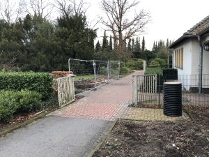 Parkfriedhof: Veränderter Eingang während der Bauarbeiten